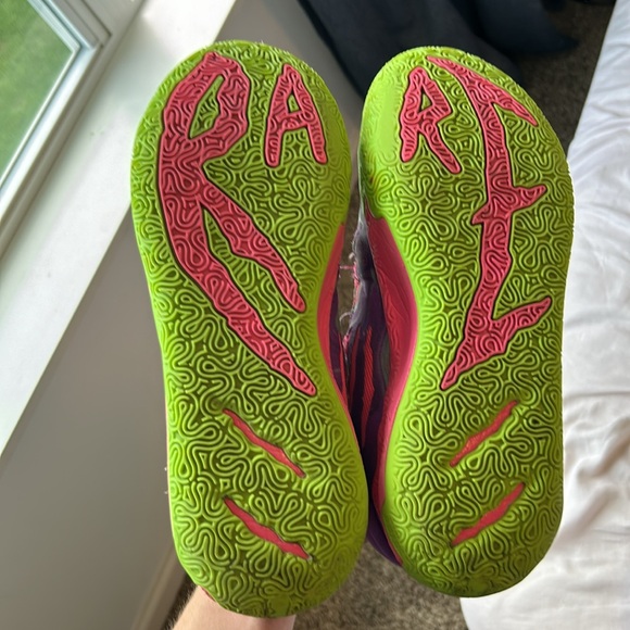 Lamelo ball mb03 toxic size 9.5 - Picture 6 of 8